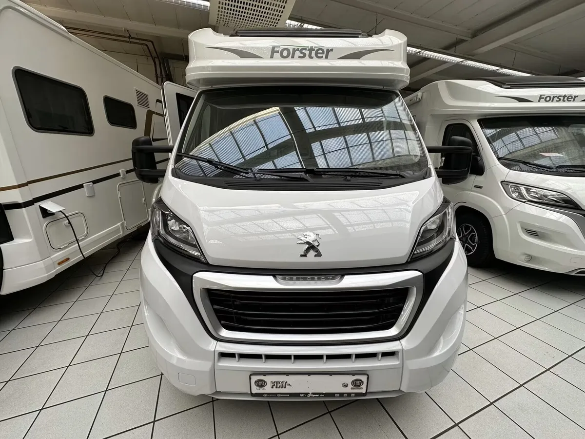 2025 forster 659 u shape lounge - Image 4