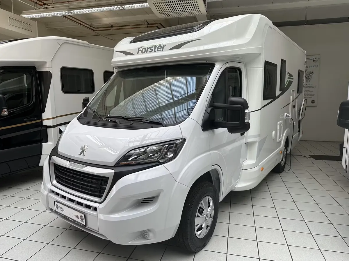 2025 forster 659 u shape lounge - Image 1