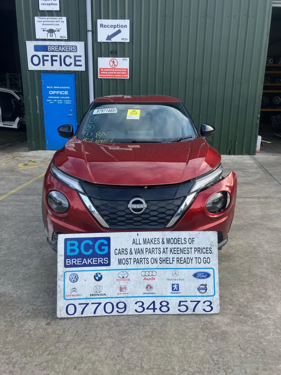 2025 nissan juke parts breaking - Image 1