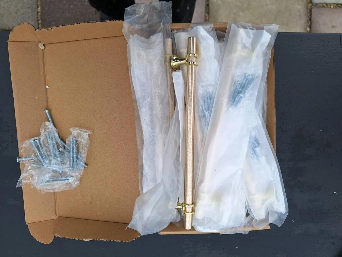 Kitchen press handles - Image 4