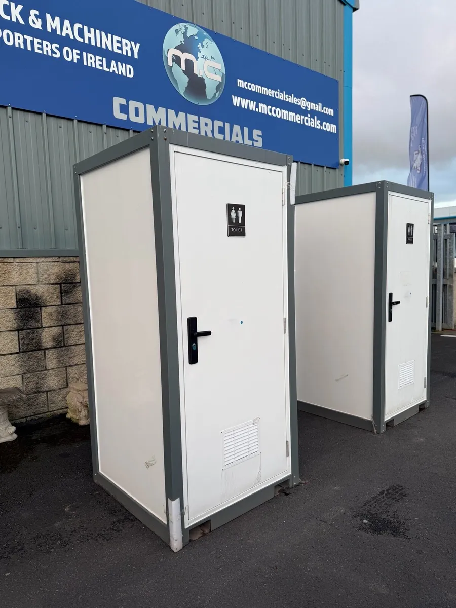 New toilet blocks - Image 2