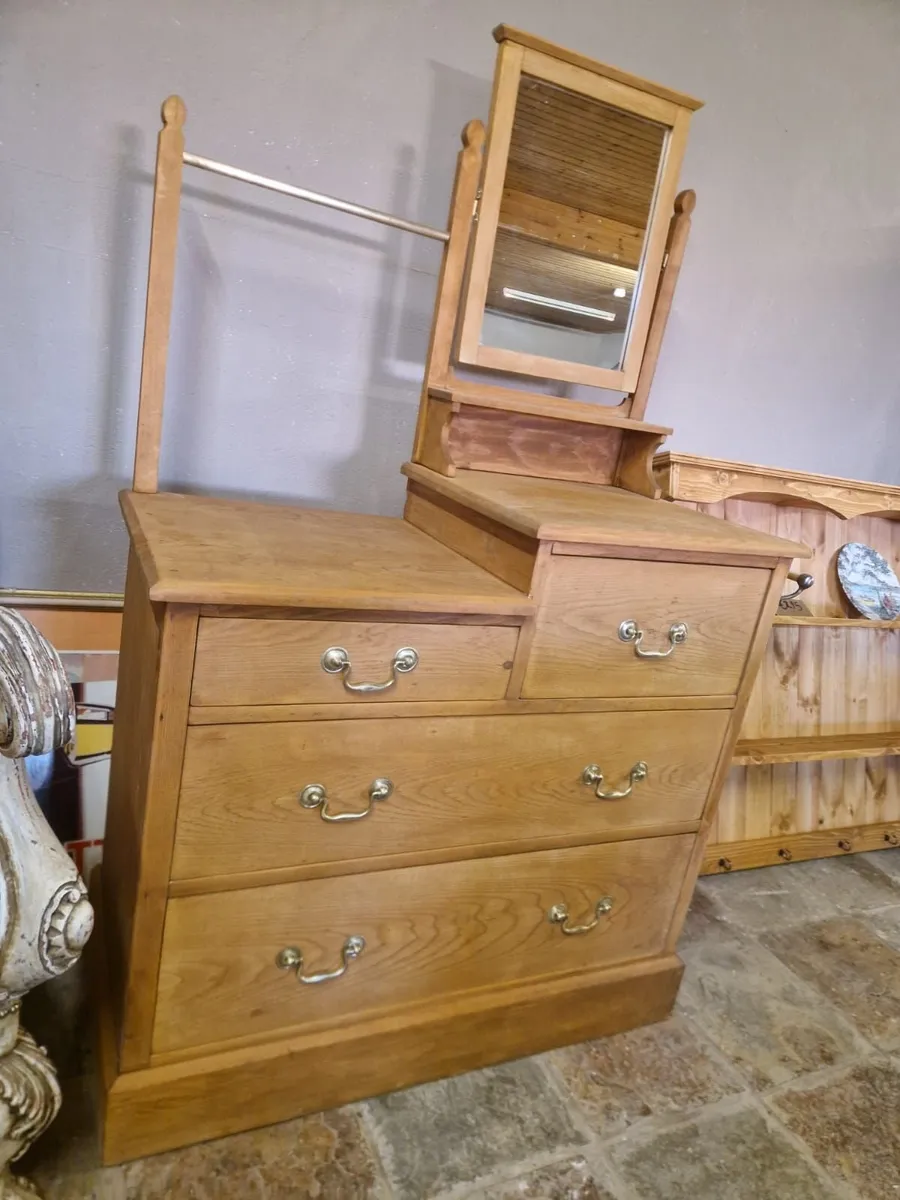 Early 1900s pine chest, wash stand - Image 3