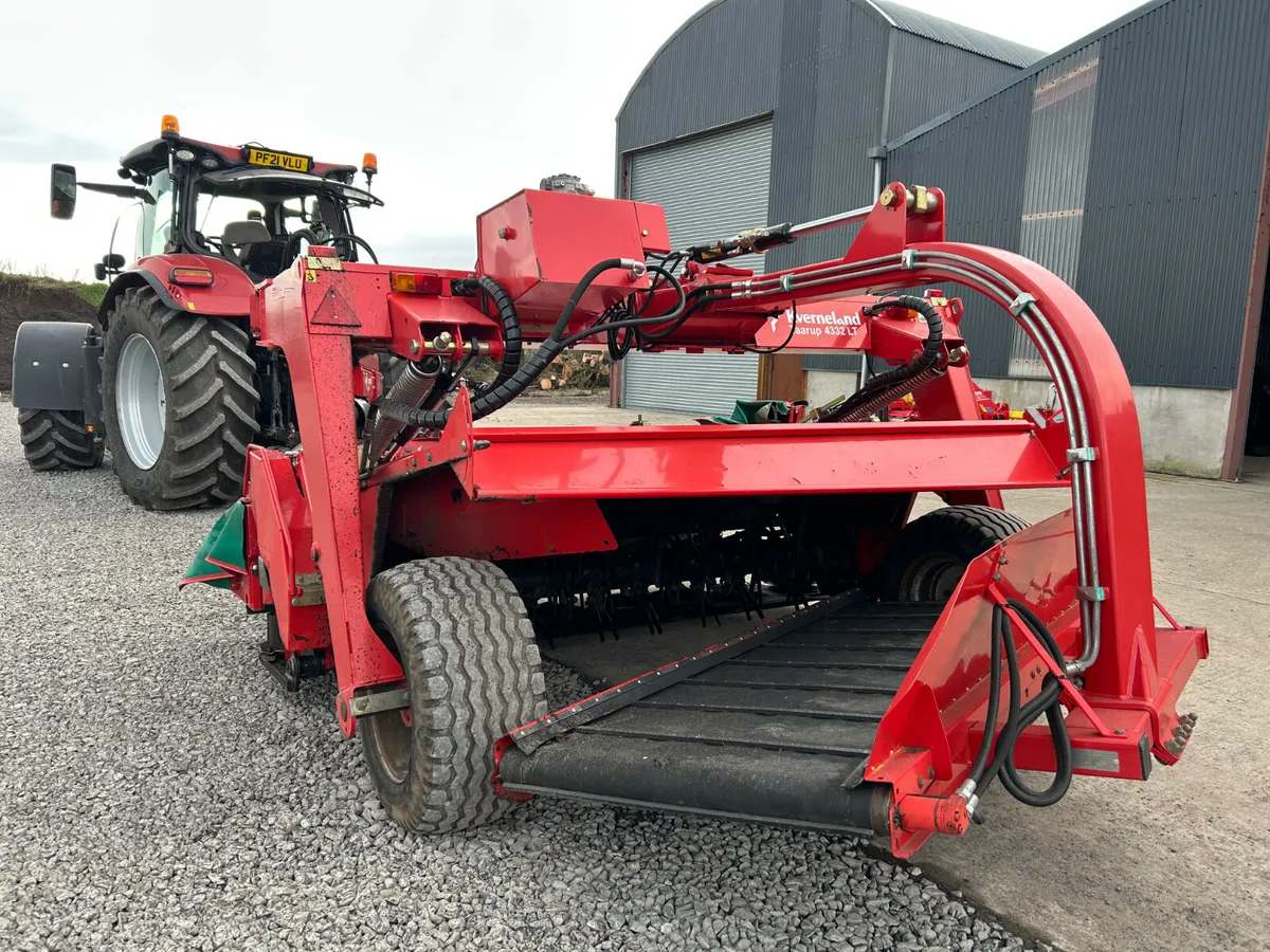 Kverneland 4332 LT Trailed Mower & Grouper - Image 3