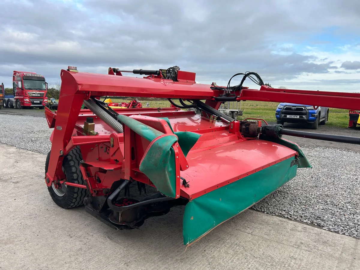 Kverneland 4332 LT Trailed Mower & Grouper - Image 2