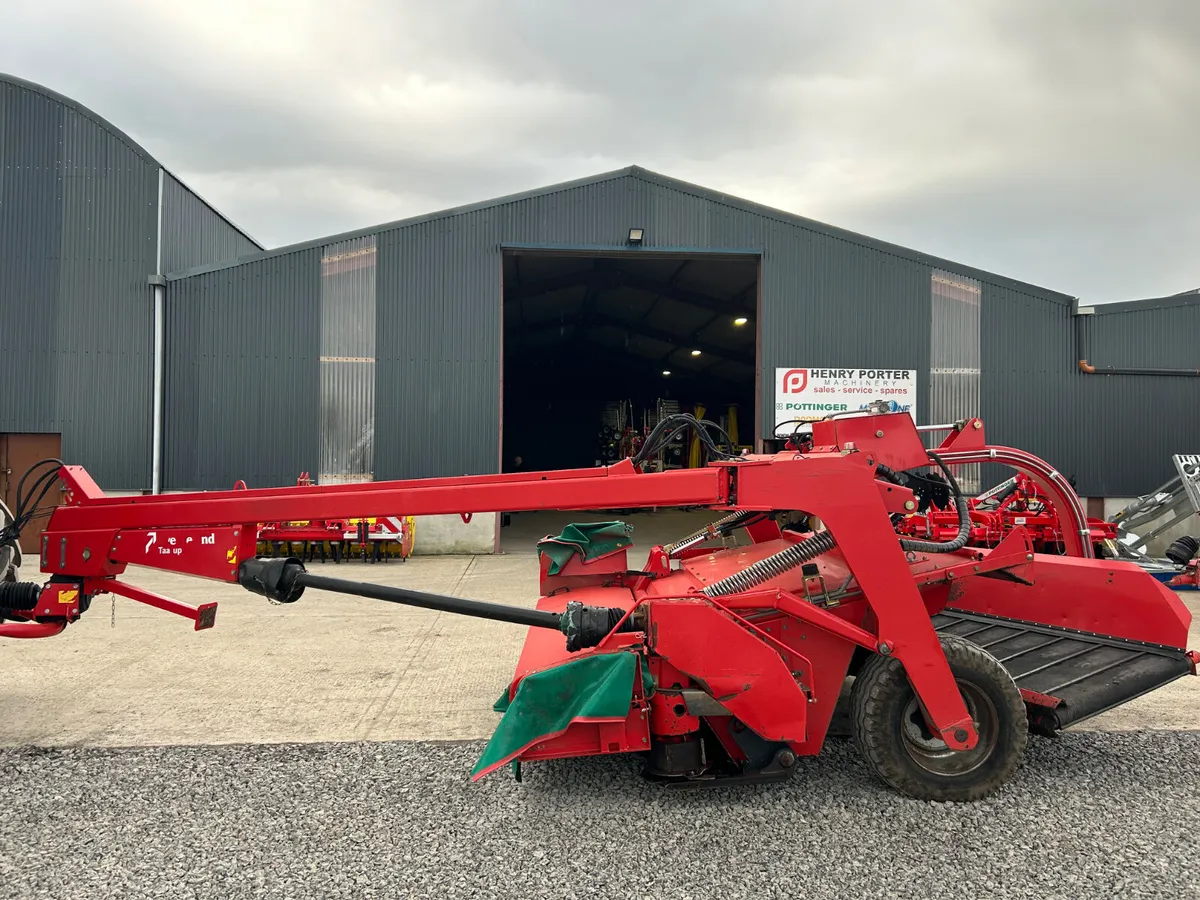 Kverneland 4332 LT Trailed Mower & Grouper - Image 1