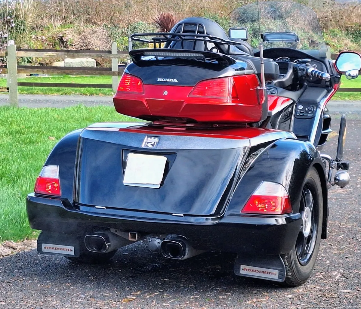 Honda goldwing trike - Image 1