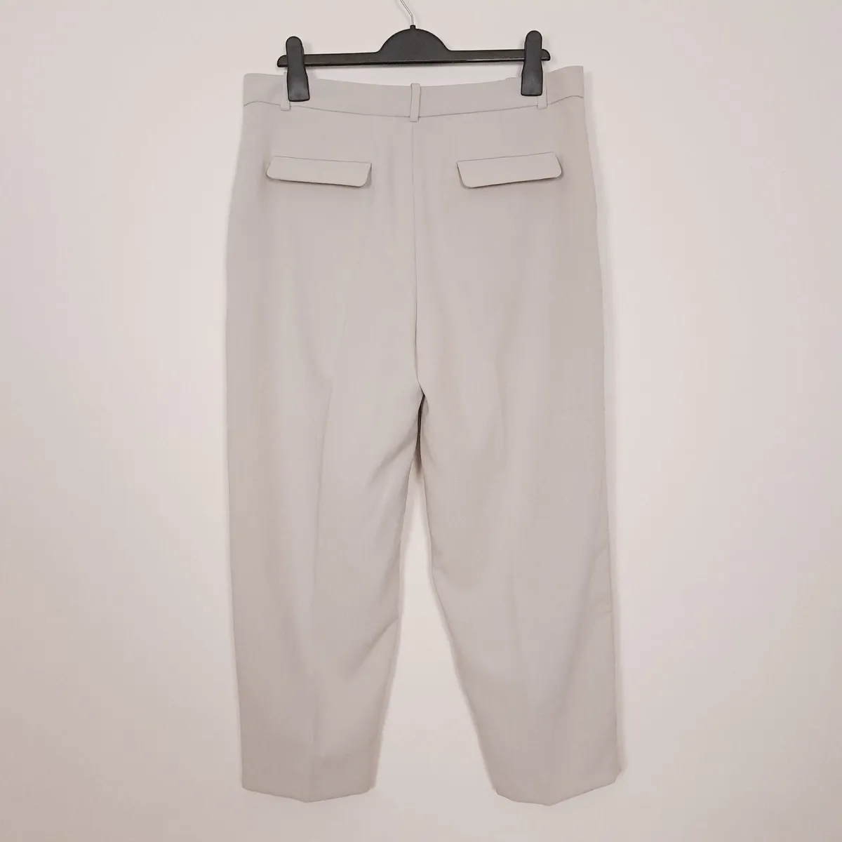 Zara Beige Off White Pleated Cropped Trousers XL - Image 4