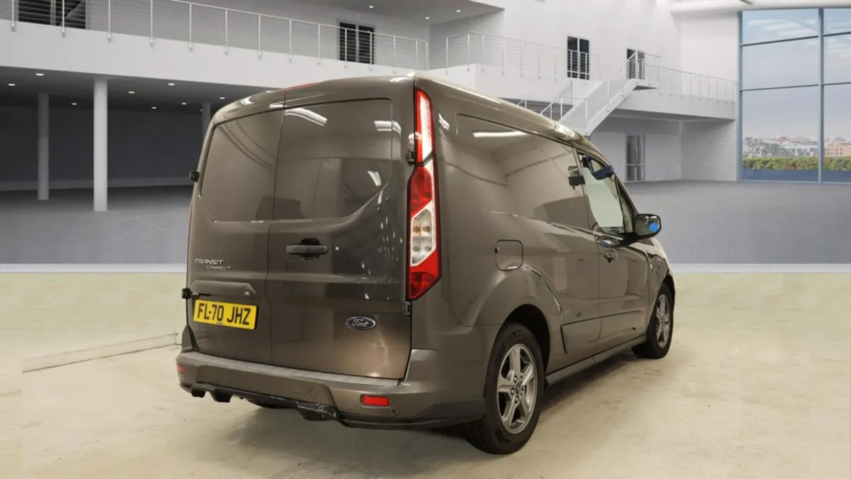 Ford Transit Connect  SPORT 2020 - Image 4