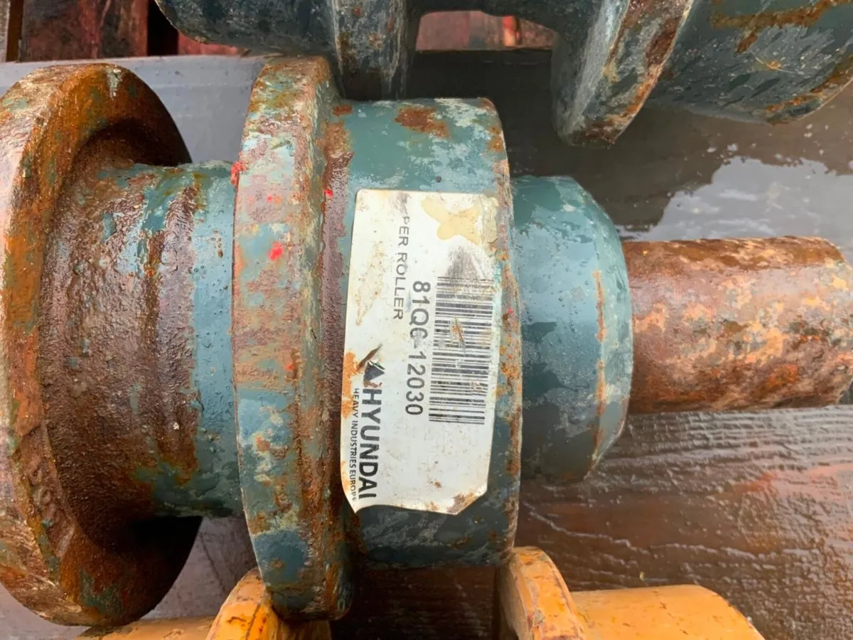 UNDERCARRIAGE - Image 1