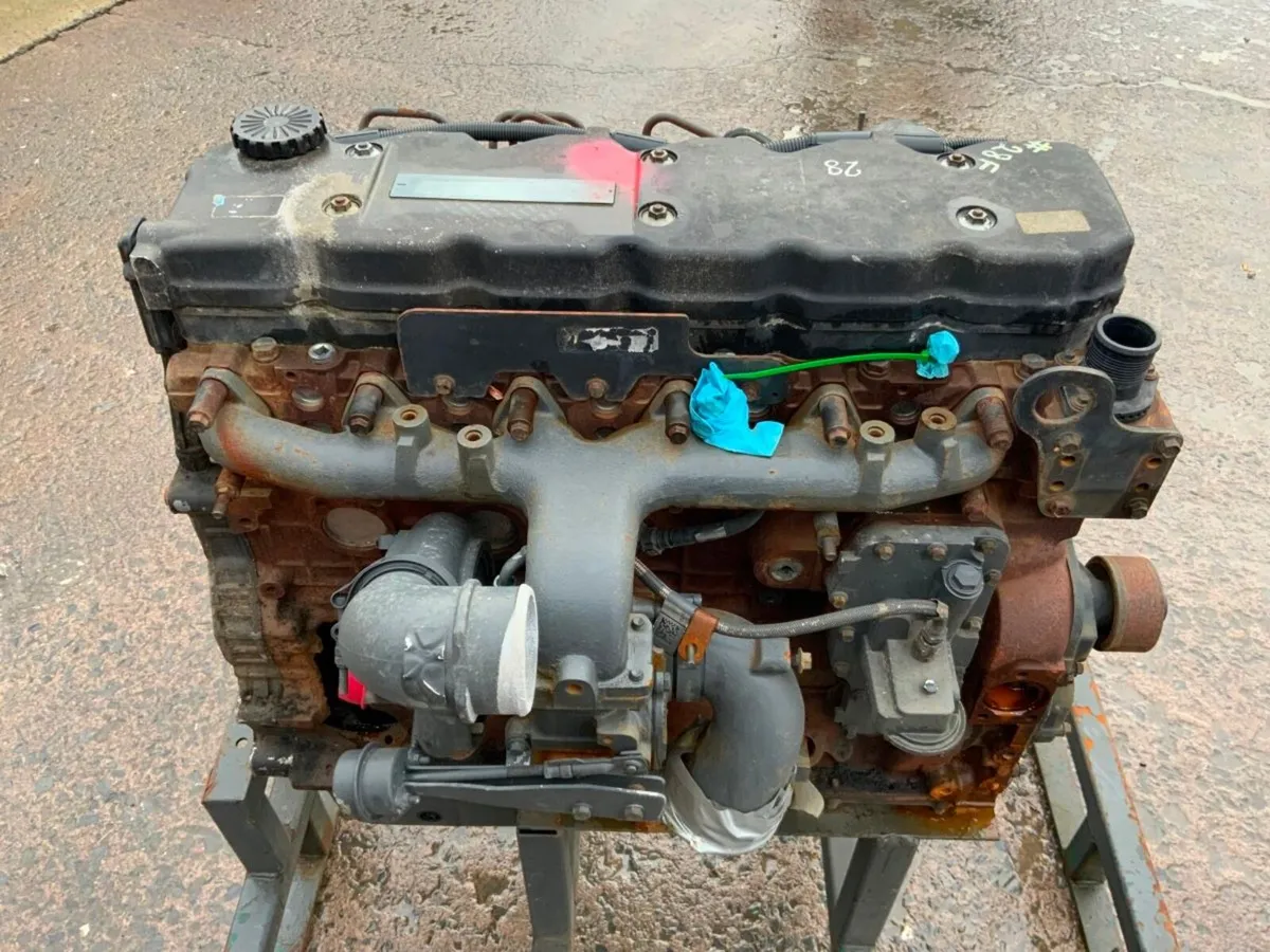 6 cyl  CUMMINS ENGINE QSB6.7.....SPARES.....28f. - Image 1