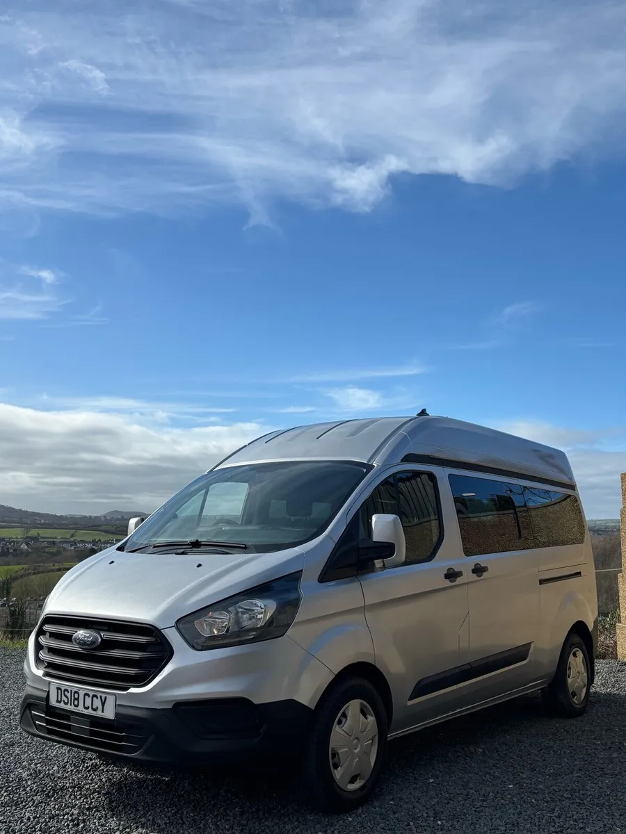 2018 ford transit custom 9 seater minibus - Image 2