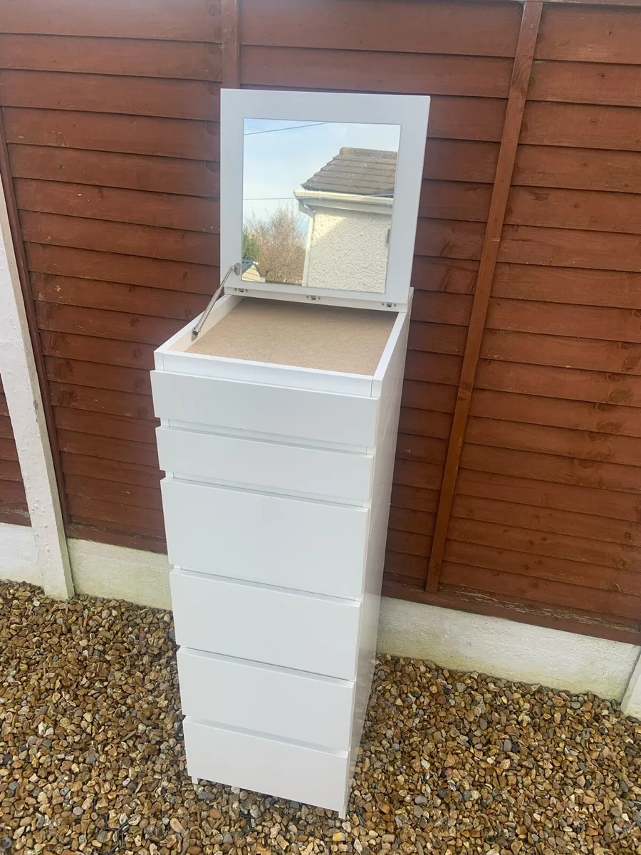 Malm Chest of Drawers - Image 1