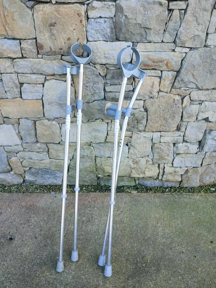 free 2 sets of adult crutches