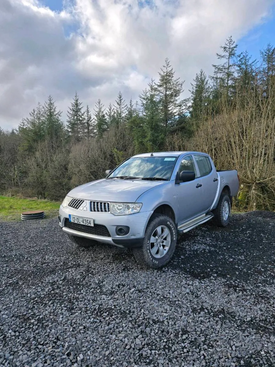 Mitsubishi L200 DID 4life- very well maintained - Image 1