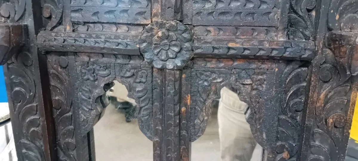 Decorative Carved Jharoka Framed Wall Mirror - Image 4