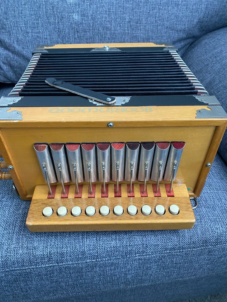 Accordions - Image 2