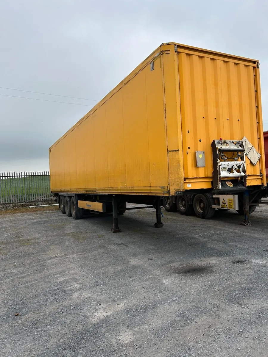 Krone trailer - Image 1