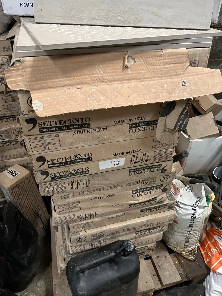 Tiles floor - Image 3