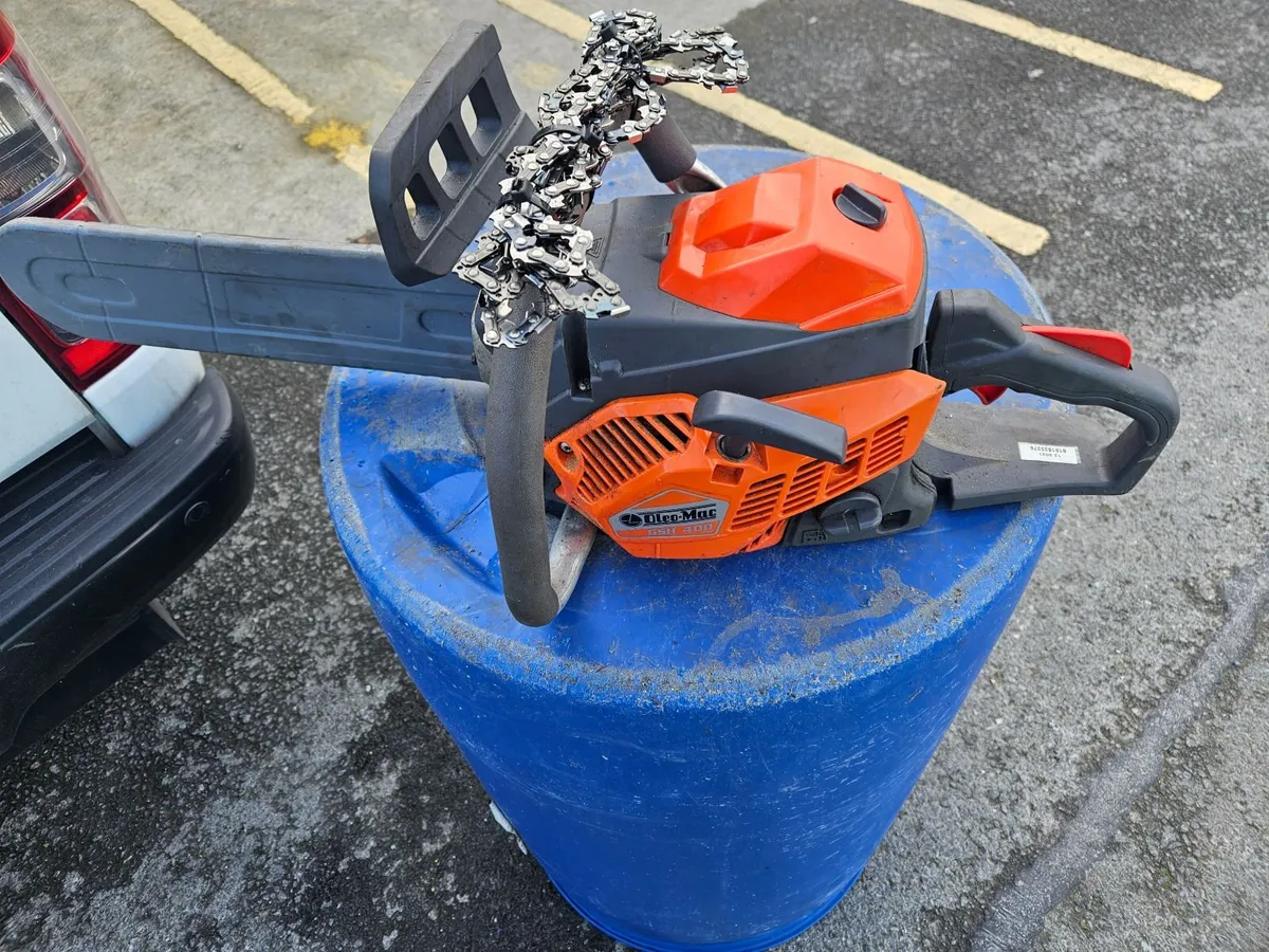 Chainsaw For Sale - Image 1