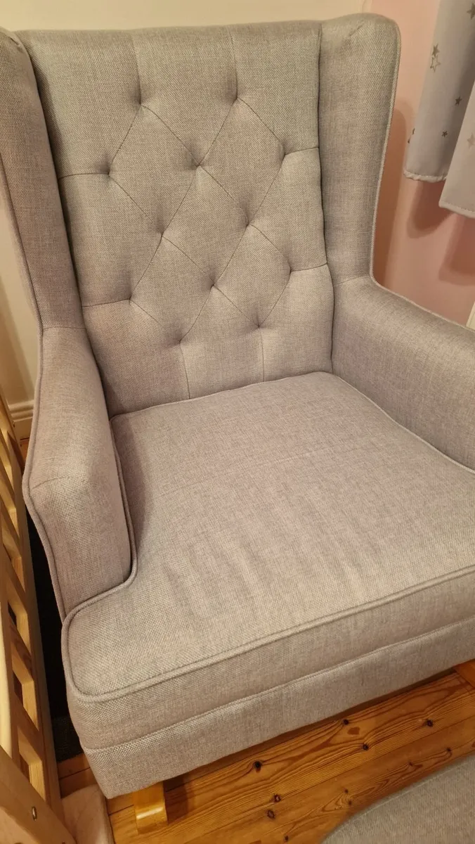 Nursing Chair - Image 3