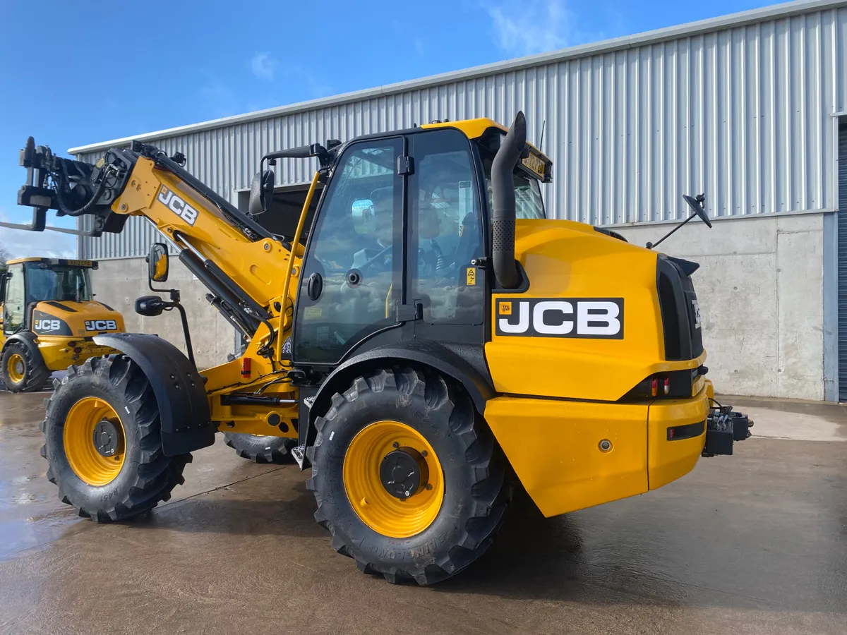 2022 JCB TM320s - Image 1