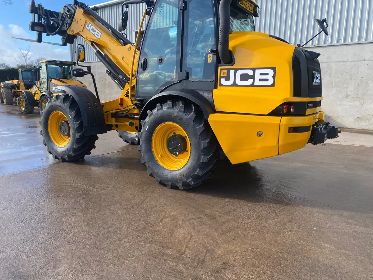2022 JCB TM320s - Image 2