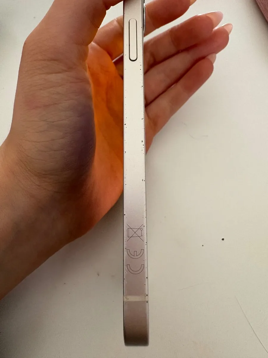 iPhone 12 64GB White - Image 3