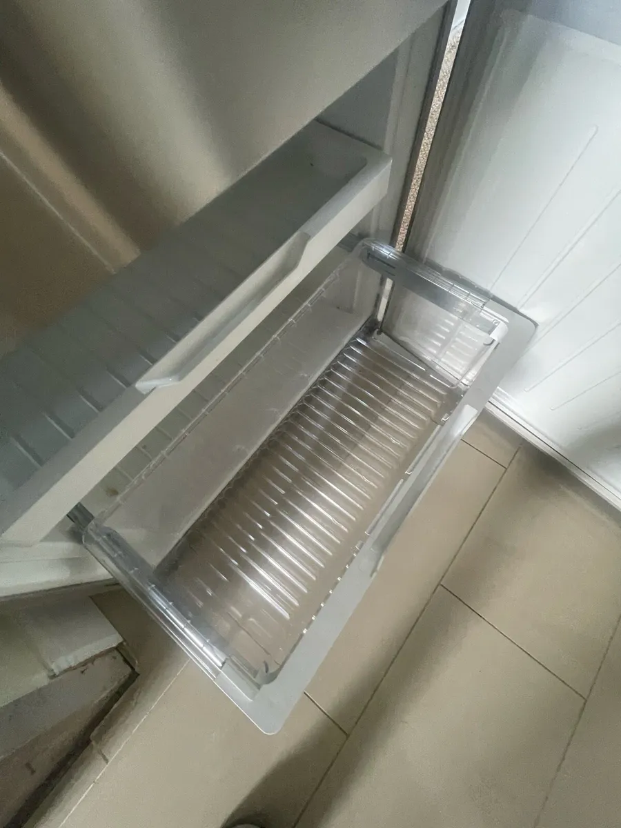 Fisher & Paykel Fridge Feezer - Image 4