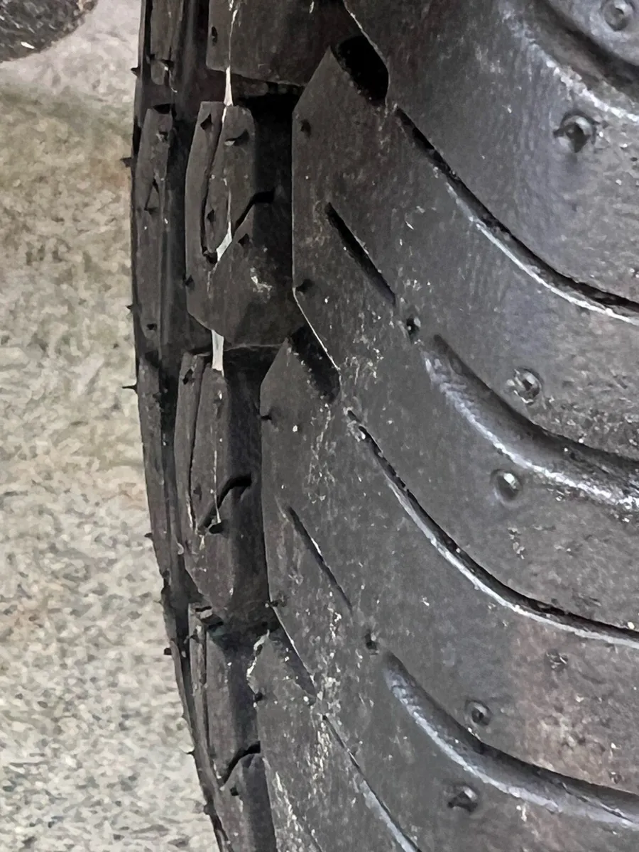 Road diesel  air compressor doosan - Image 2