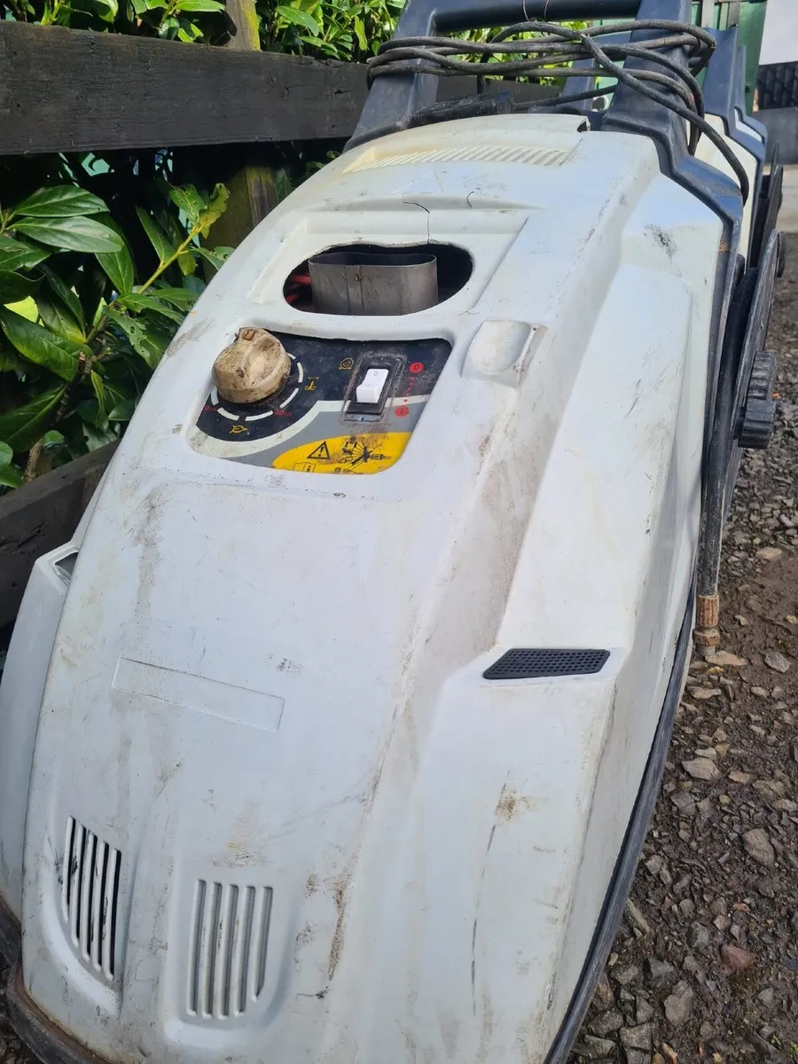 Comet hot & cold pressure washers - Image 2