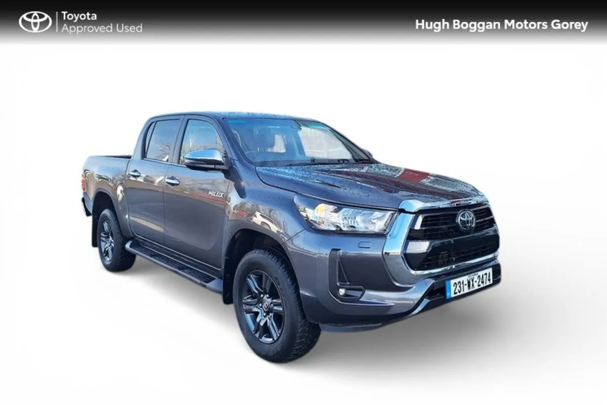 Toyota Hilux 2.8 SR5 D/CAB AUTO 4DR A - Image 1