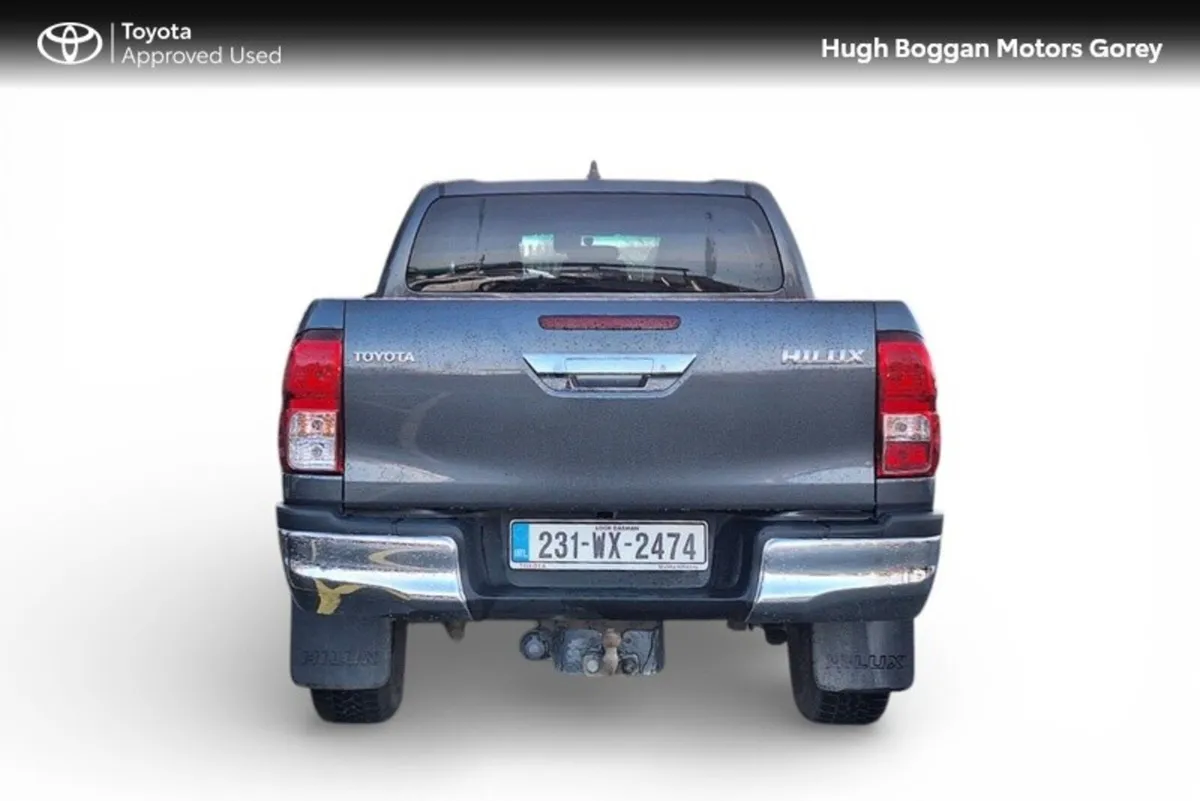 Toyota Hilux 2.8 SR5 D/CAB AUTO 4DR A - Image 4