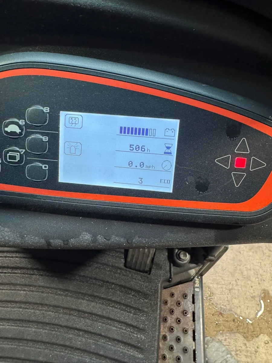 2019 Linde P60 Fully Electric Tow Truck - Image 2