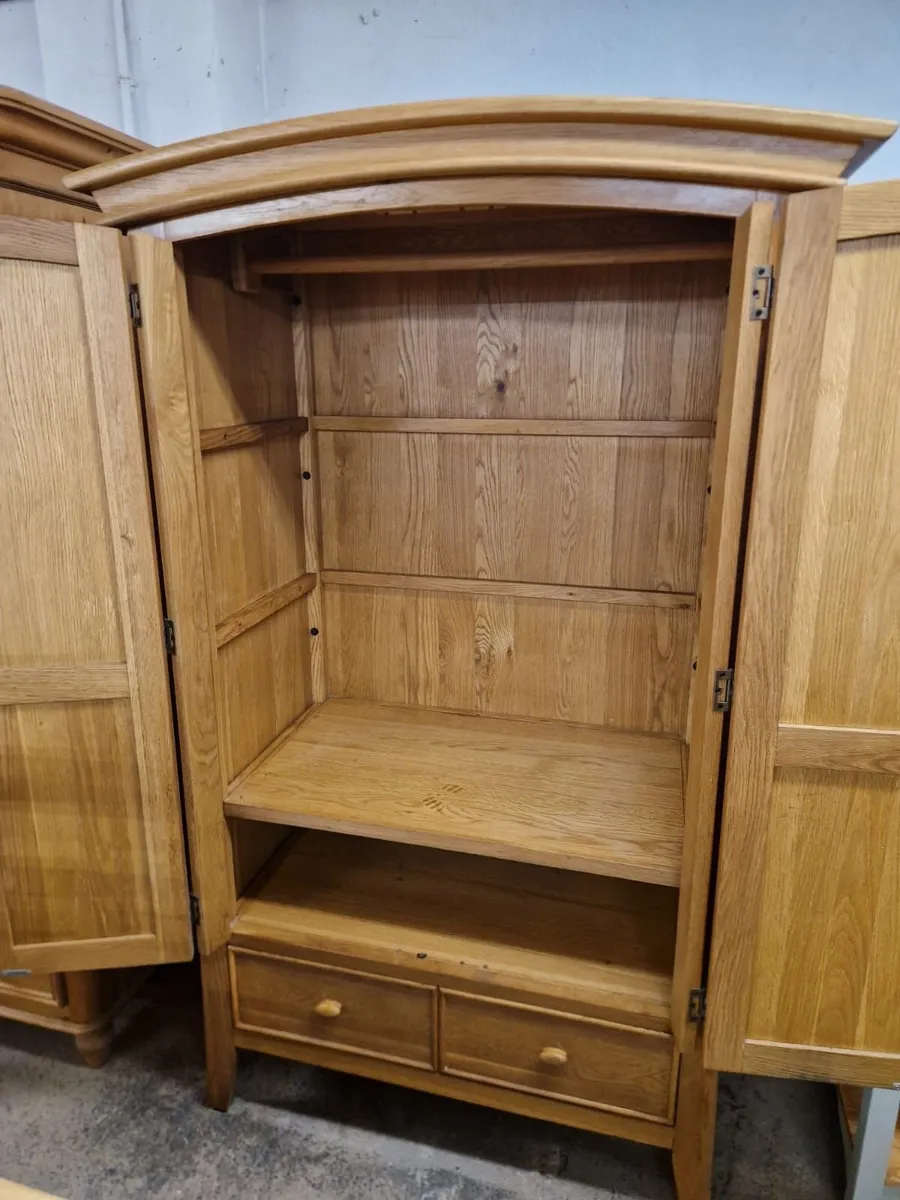 Solid light oak wardrobe - Image 4