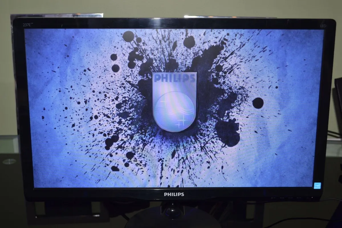 Philips 23" Full HD 1920x1080 LED HDMI Monitor - Image 1