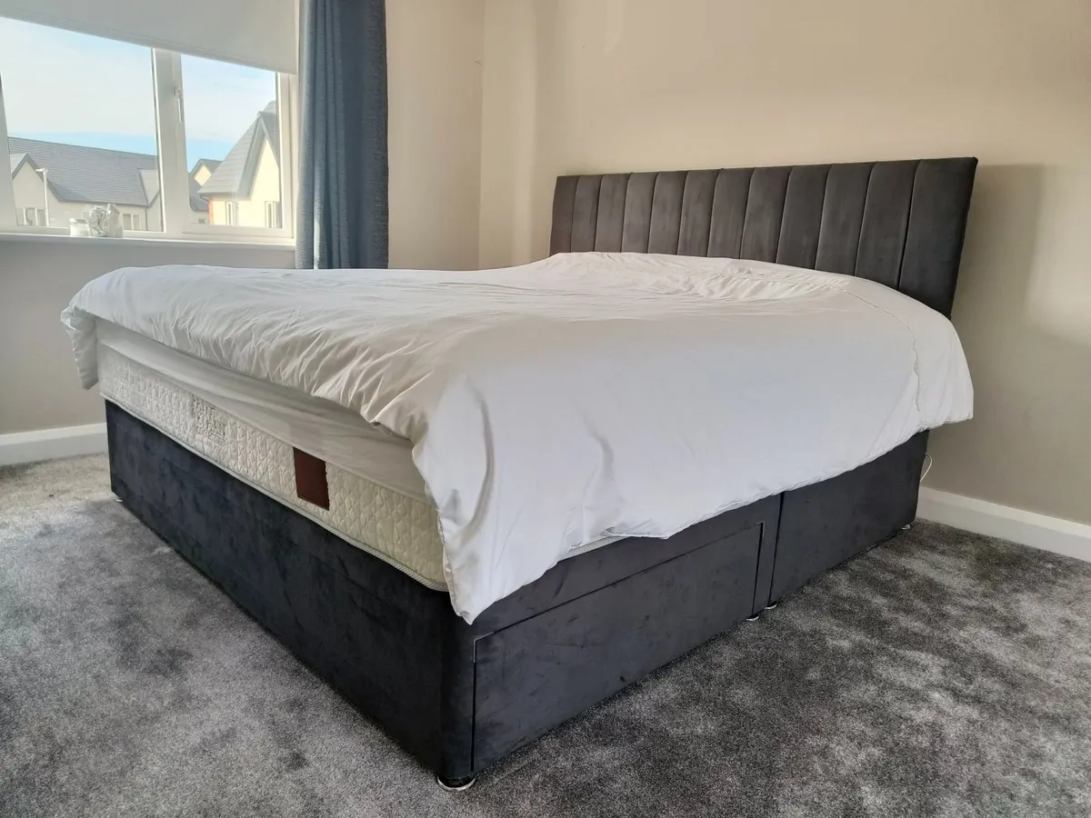 Superking Grey Divan Bed w/Drawers - Image 1