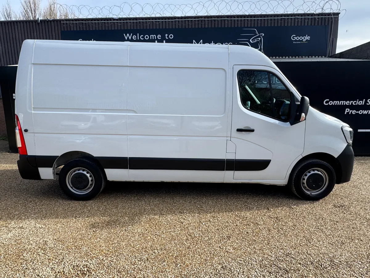 RENAULT MASTER 2.3 DCI BUSINESS MWB MED ROOF - Image 2