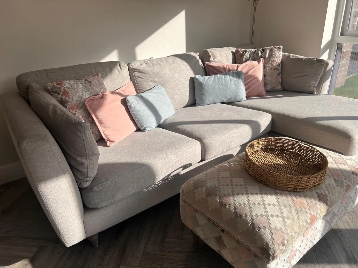 Chaise Sofa - Image 2