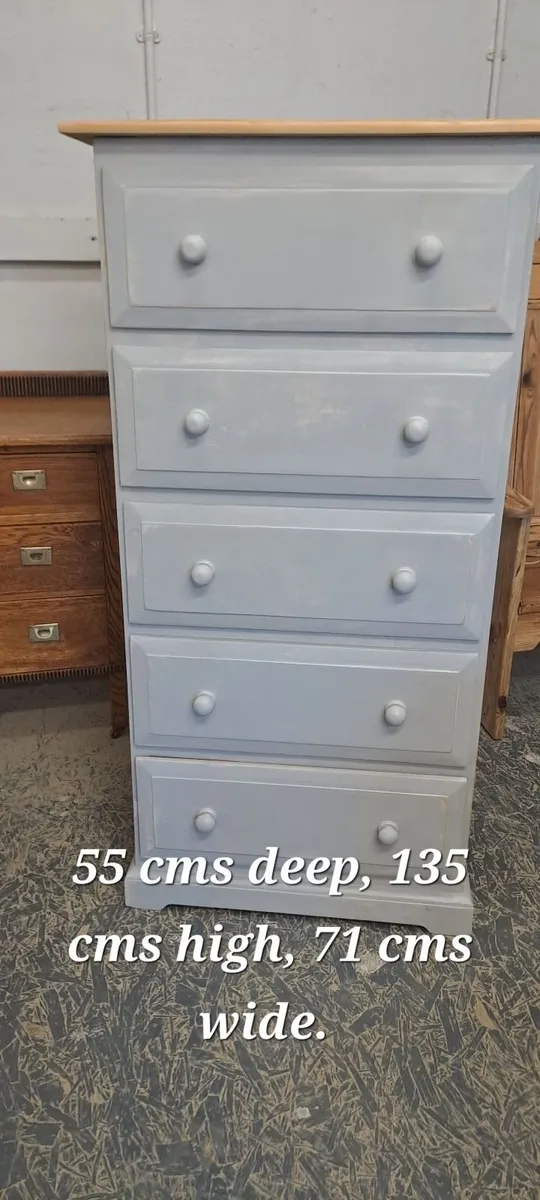 Large vintage pine chest of drawers - Image 3