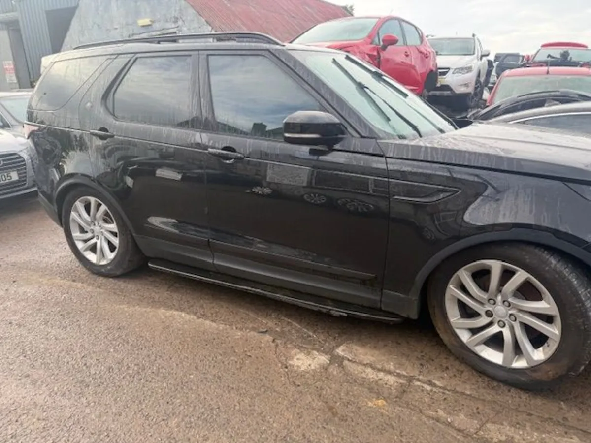 2017 LAND ROVER DISCOVERY 2.0L-D - Image 3