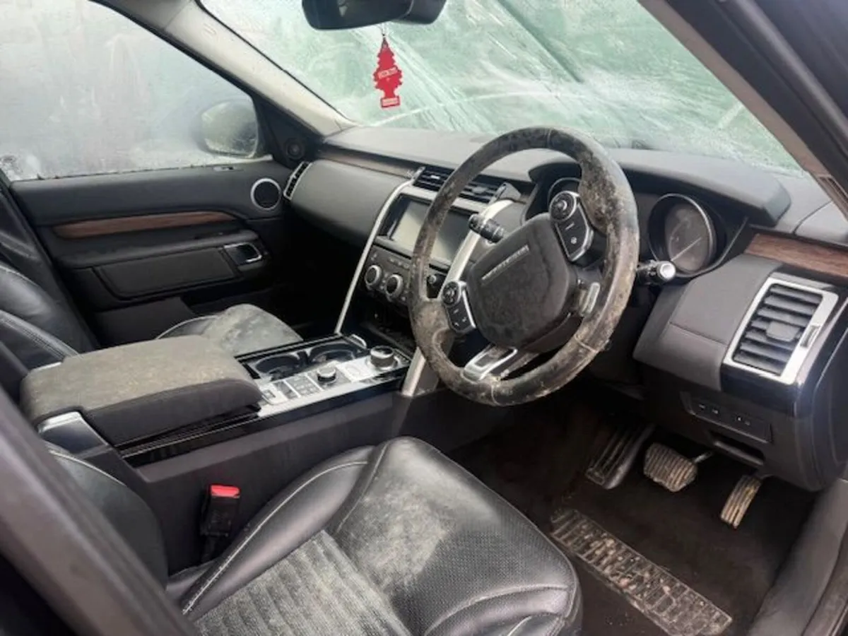 2017 LAND ROVER DISCOVERY 2.0L-D - Image 4