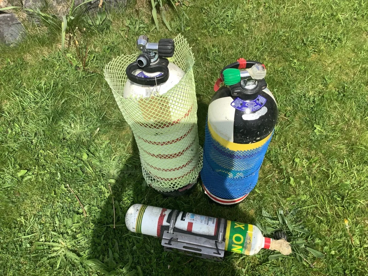 Scuba diving equipment - Image 2