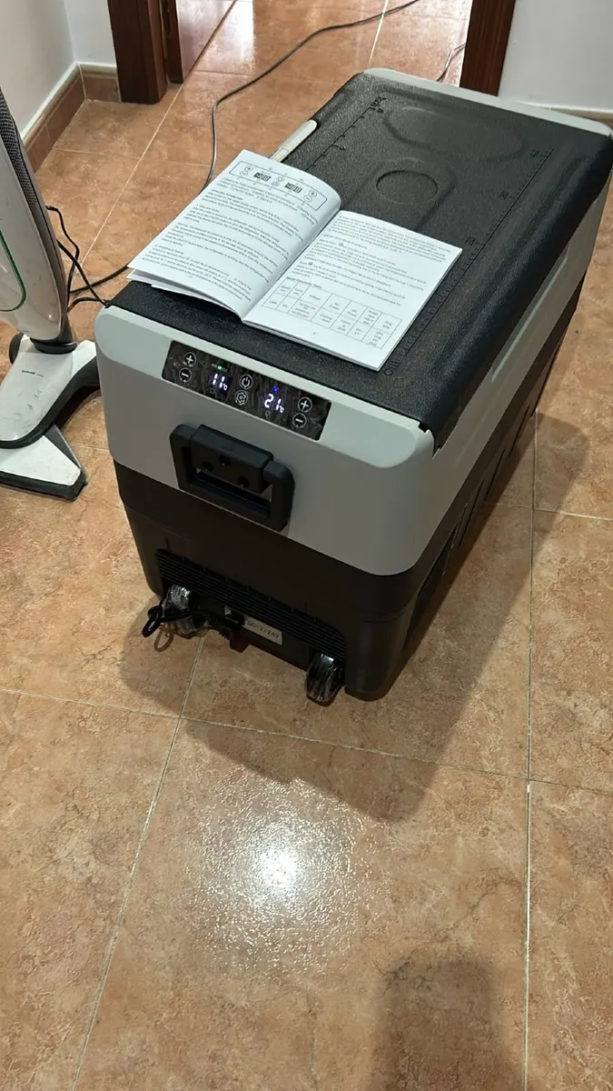 12V Compressor fridge for boat - Image 4