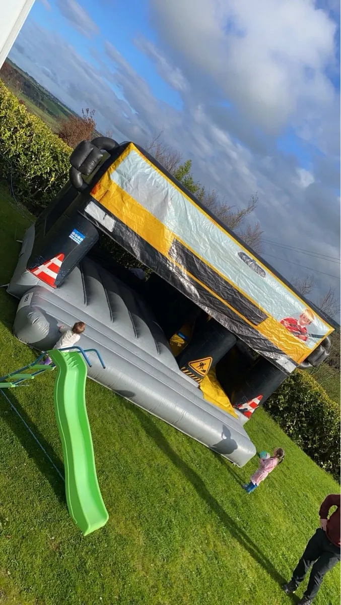 Bouncy Castles - Image 3