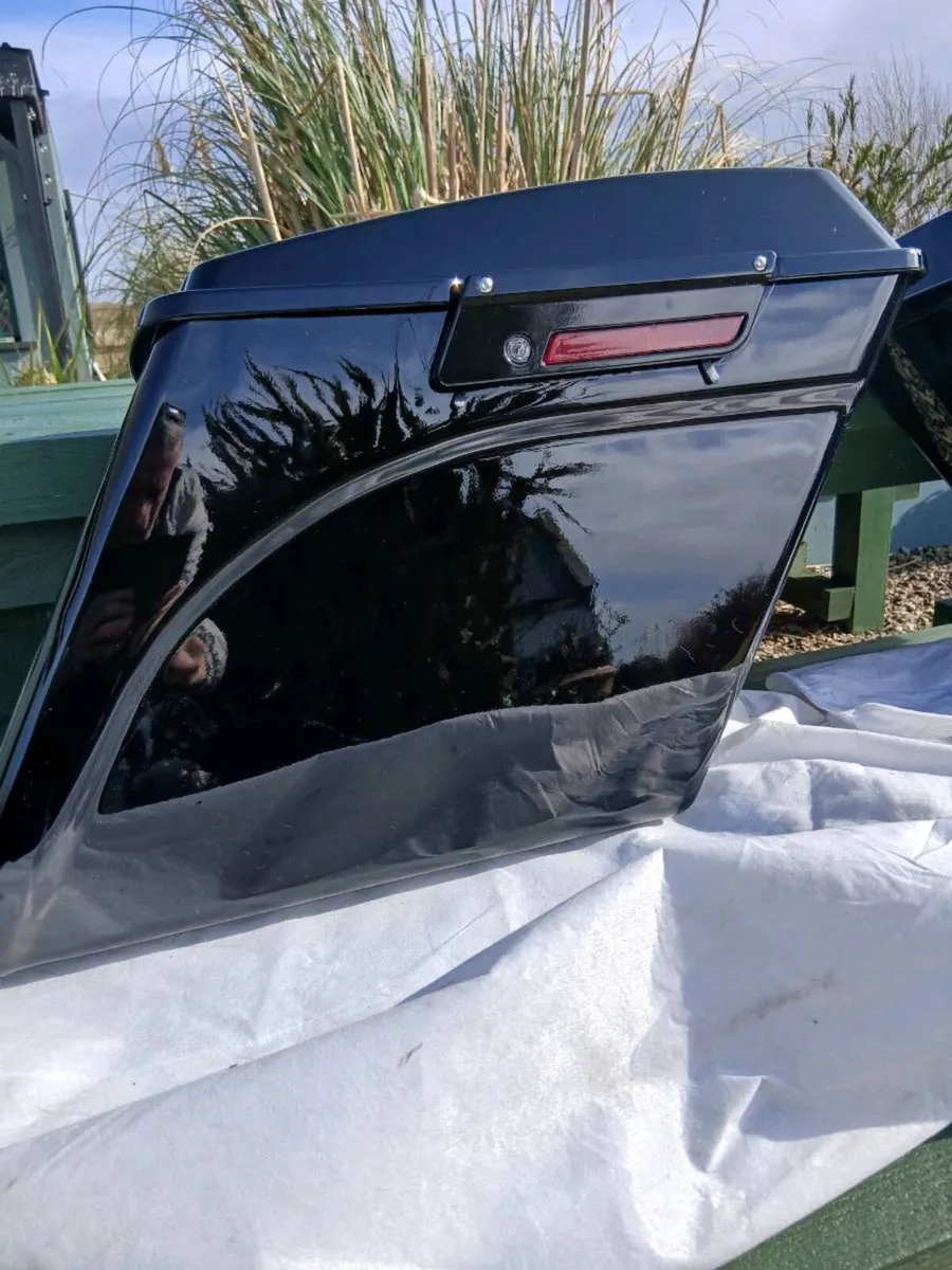 Harley Touring custom Boxes New - Image 2