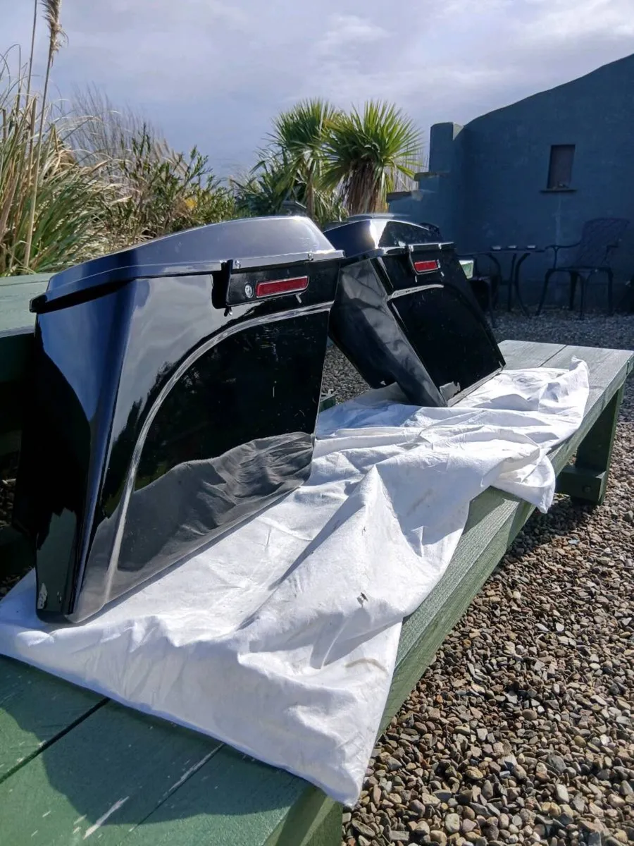 Harley Touring custom Boxes New - Image 4