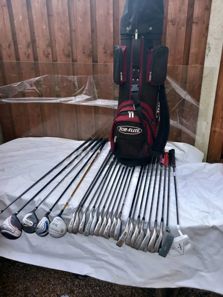 A selection of golf clubs and bag - Image 2