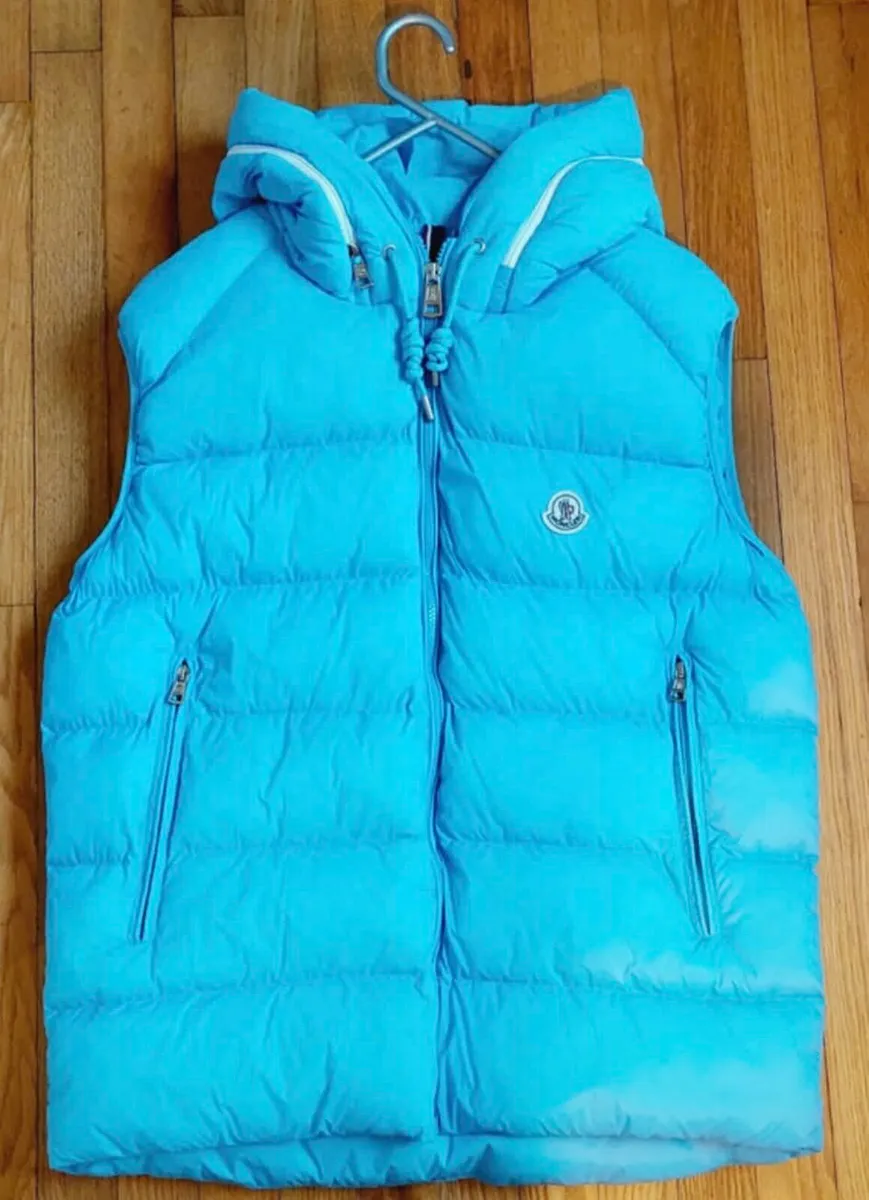 Moncler gilet - Image 1