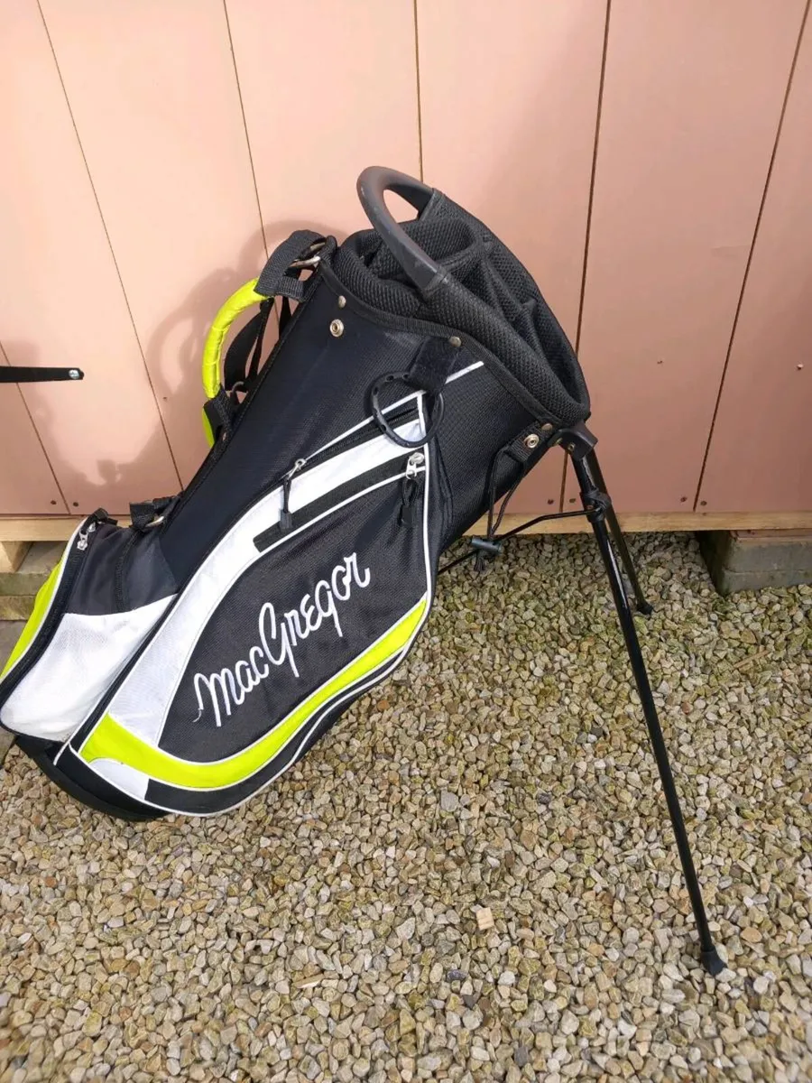 MacGregor golf bag with stand. - Image 1