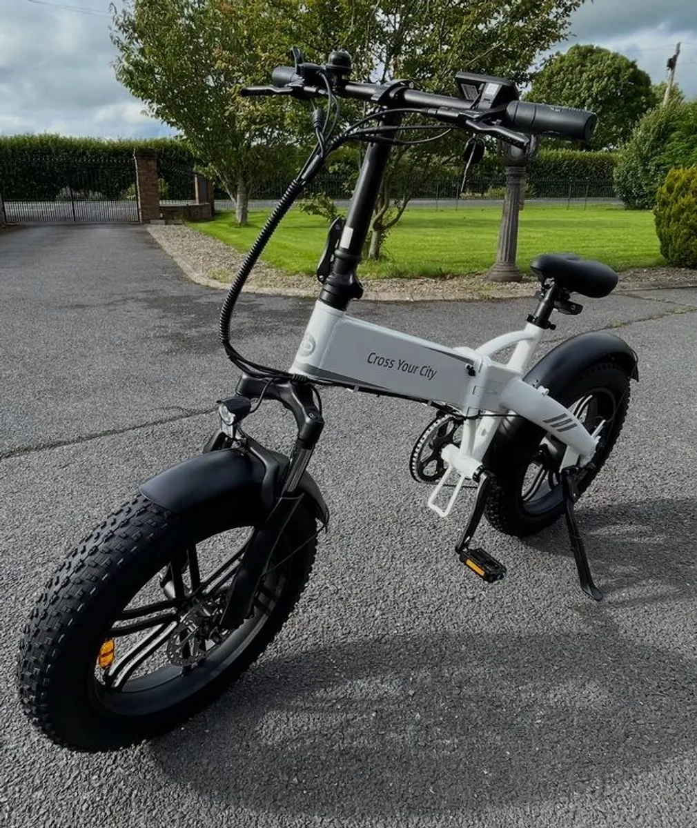 ENGWE ADO BEAST Folding Electric Bike - Image 1